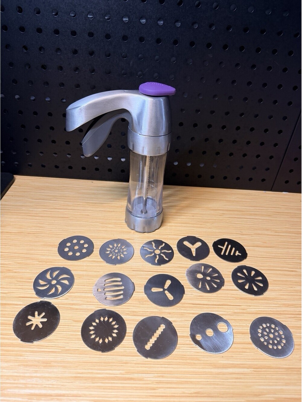 Wilton's Cookie Preferred Spritz Cookie. Press 15 Disks Ultra